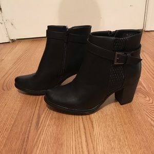 Ankle boots